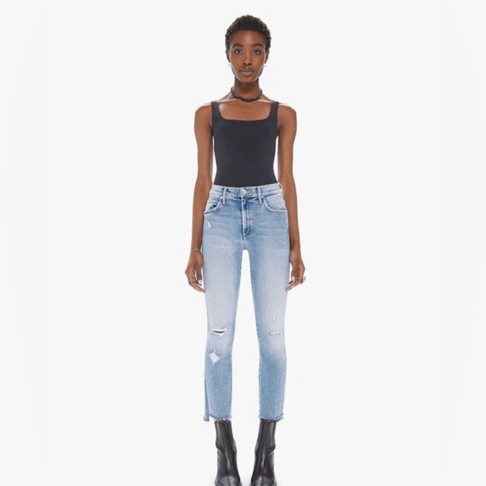 MOTHER Insider Crop Step Fray Jeans Sz 28 in Love In A Boat